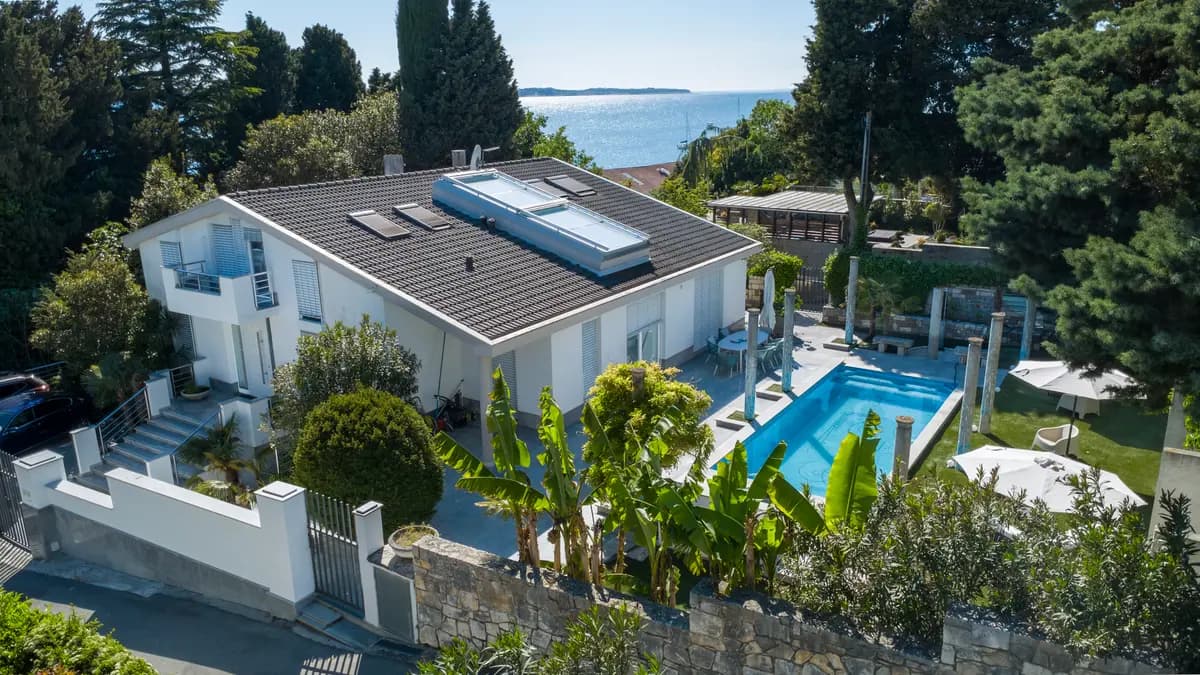 Portorož Mansion — Exterior
